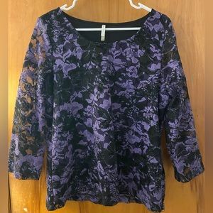 White Stag floral lace long sleeve top